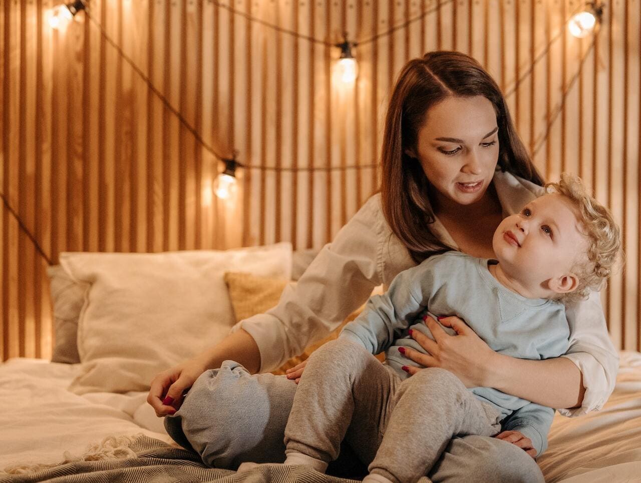 can-you-go-in-an-infrared-sauna-while-breastfeeding-myhealthcrest